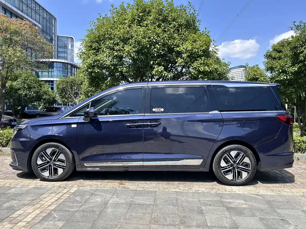 JAC Refine Refine RF8 PHEV — миниатюра 19