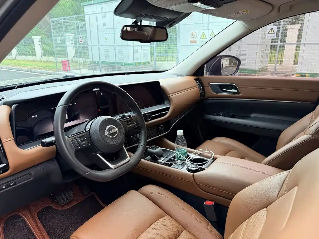 Nissan Teramont — миниатюра 5