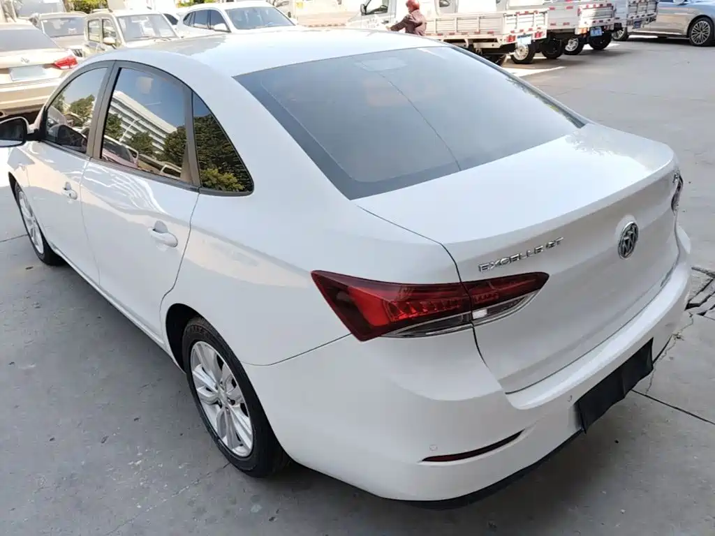 Buick Excelle — миниатюра 5