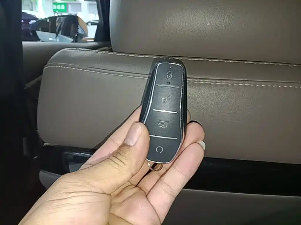 BYD Han — миниатюра 9