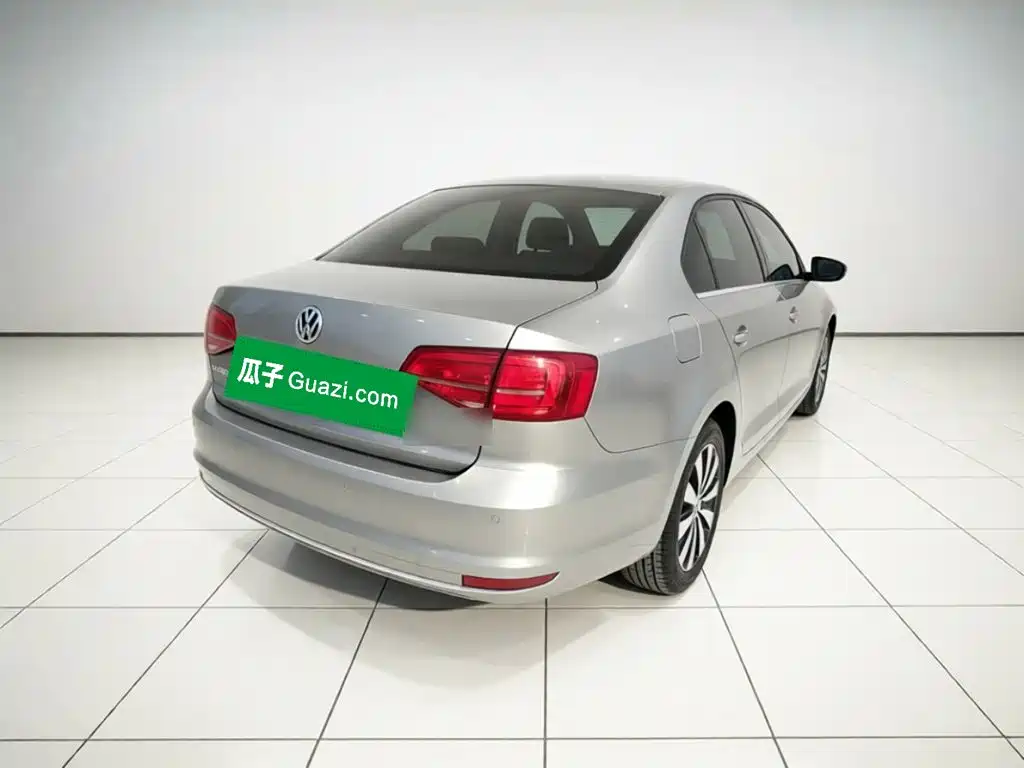 Volkswagen Sagitar — миниатюра 6