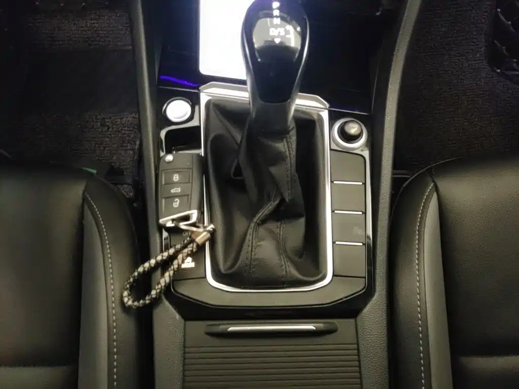 Volkswagen Sagitar — миниатюра 14