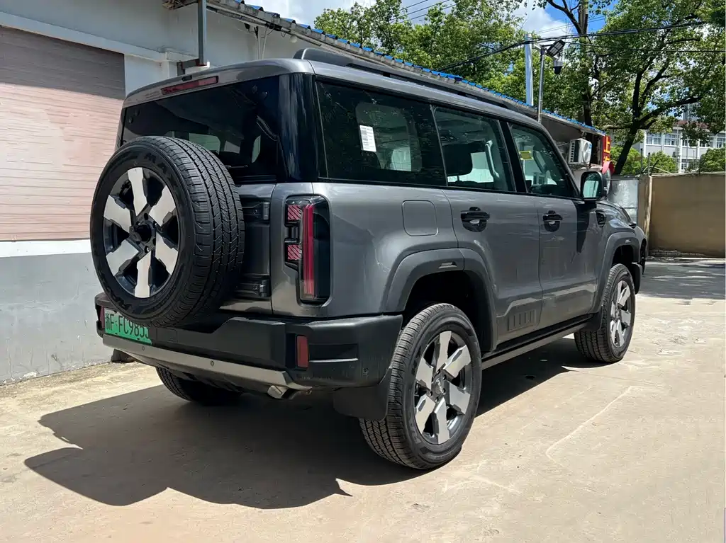 Beijing Off-Road Beijing Off-Road BJ40 Extended Range — миниатюра 7