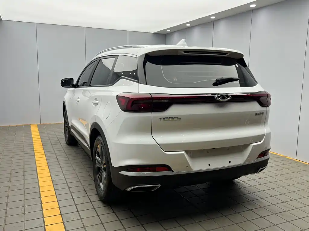 Chery Tiggo 7 - фото 4