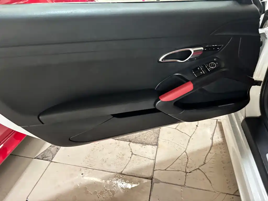 Porsche Boxster 2013 Boxster 2.7L