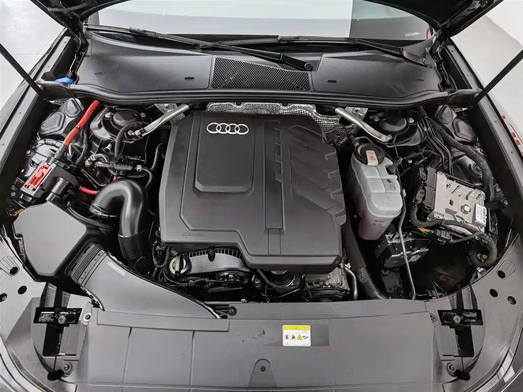 Audi A6L 2024 45 TFSI quattro