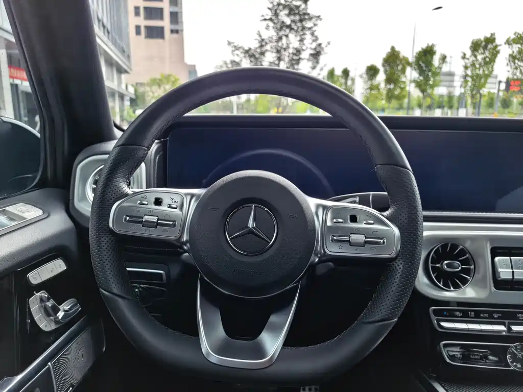 Mercedes-Benz G-Class — миниатюра 10