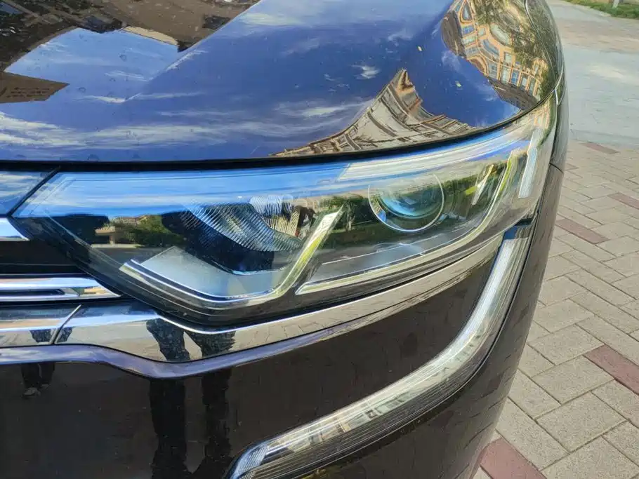 Renault Koleos — миниатюра 5