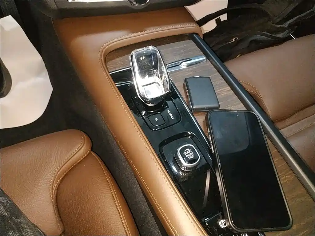 Volvo S90 2023 B5 Luxury
