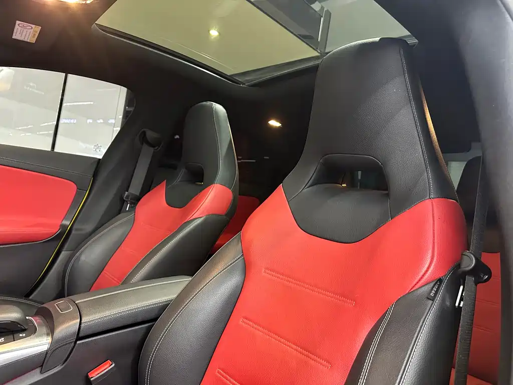 MERCEDES-BENZ CLA AMG