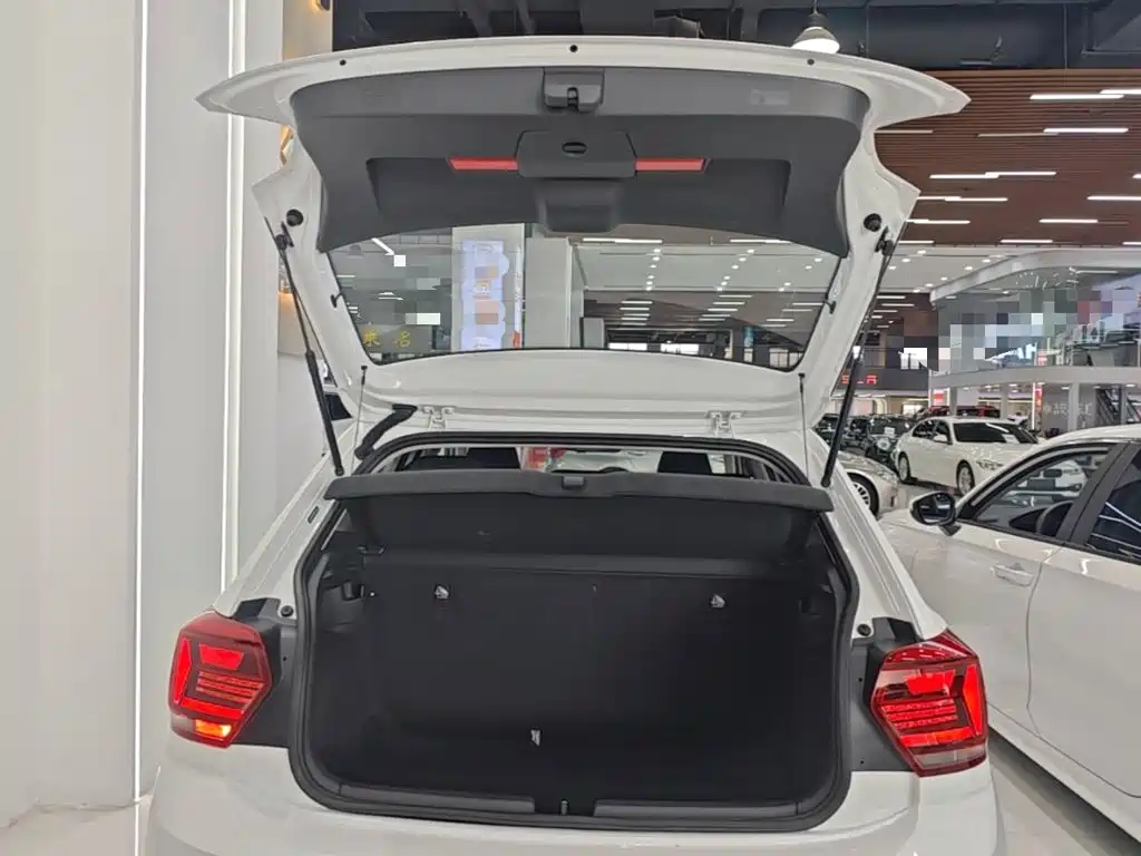 Volkswagen Polo — миниатюра 19