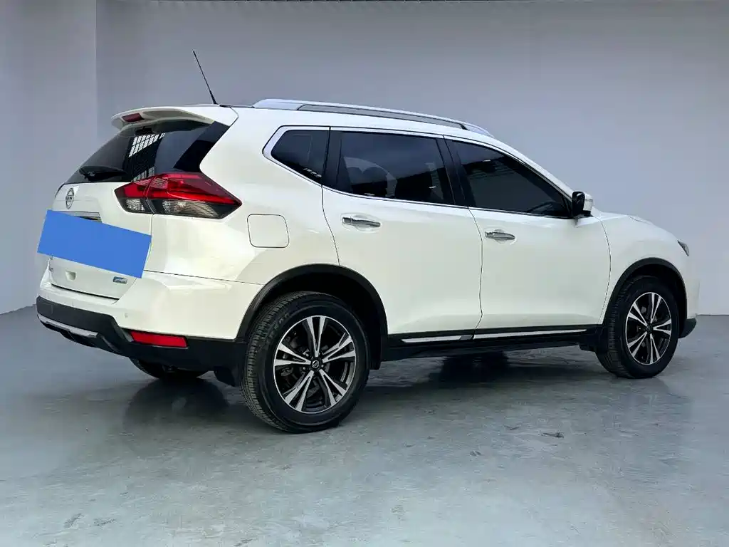 NISSAN QIJUN