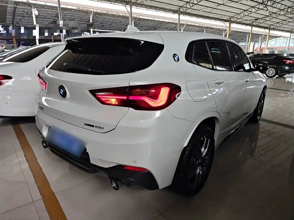 BMW X2 2023 sDrive25i M Sport