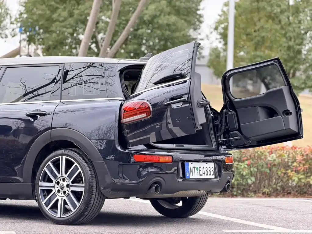 MINI Mini Clubman — миниатюра 13