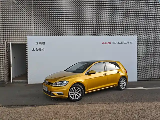 VOLKSWAGEN GOLF 2018