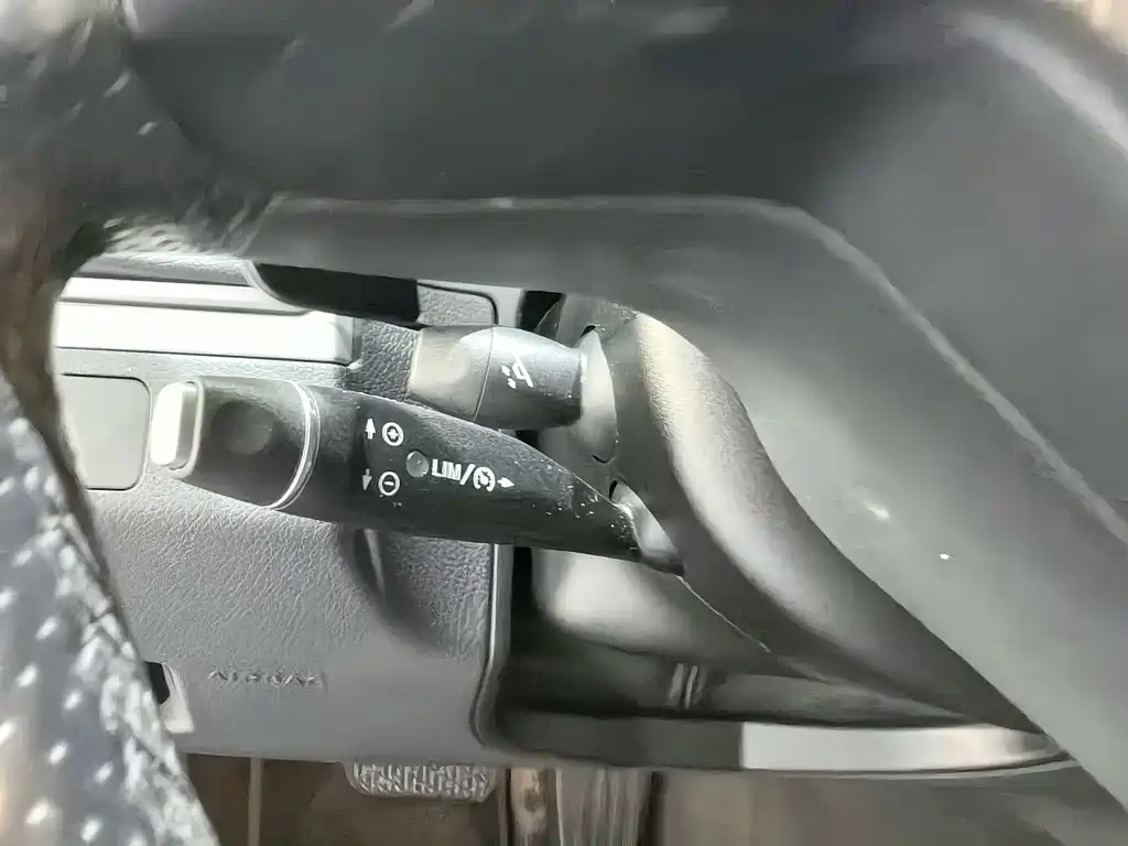 Mercedes-Benz E-Class (Import) — миниатюра 15