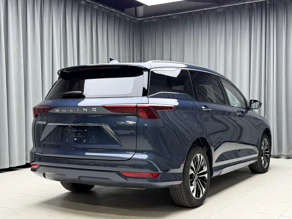 Wuling Victory — миниатюра 8