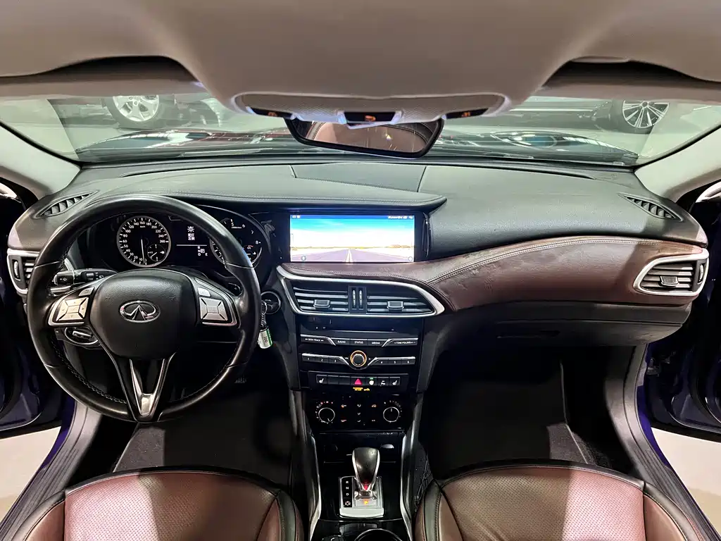Infiniti QX30 — миниатюра 5