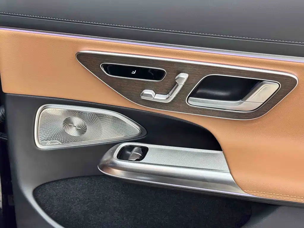 Mercedes-Benz E-Class E 2024 E 300 L Luxury