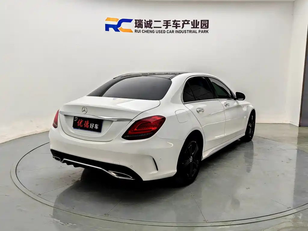 Mercedes-Benz C-Class — миниатюра 17