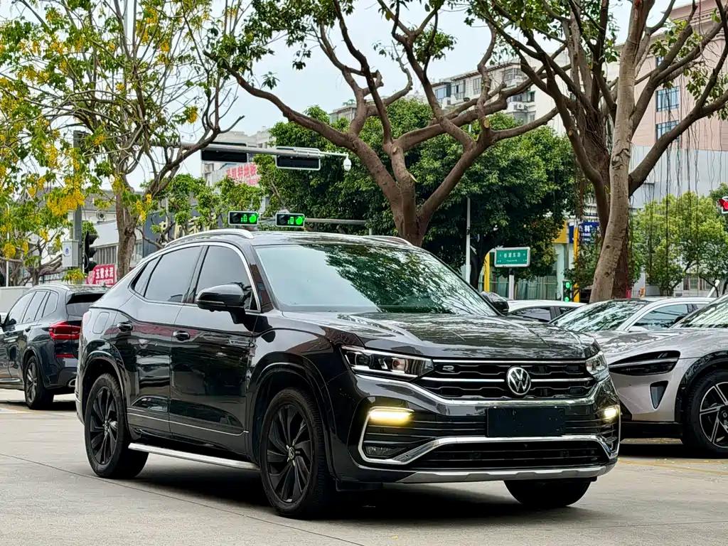 Volkswagen TayronX X 2020 330TSI Luxury Smart Connect