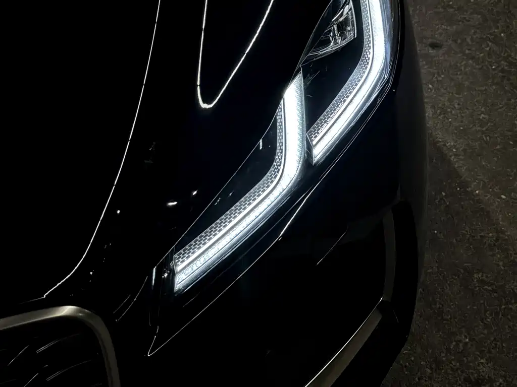 Jaguar F-PACE — миниатюра 11