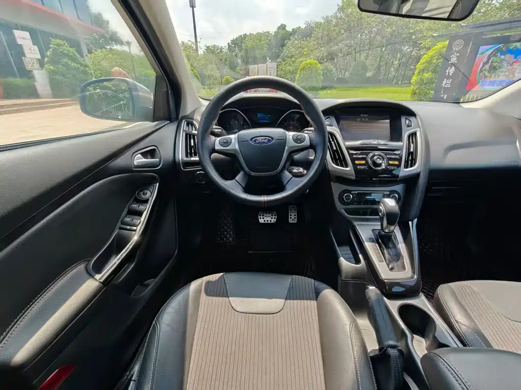 Ford Focus — миниатюра 13