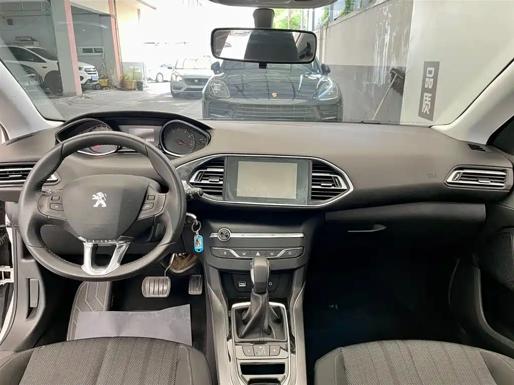 Peugeot 308S 2015 1.6T AT
