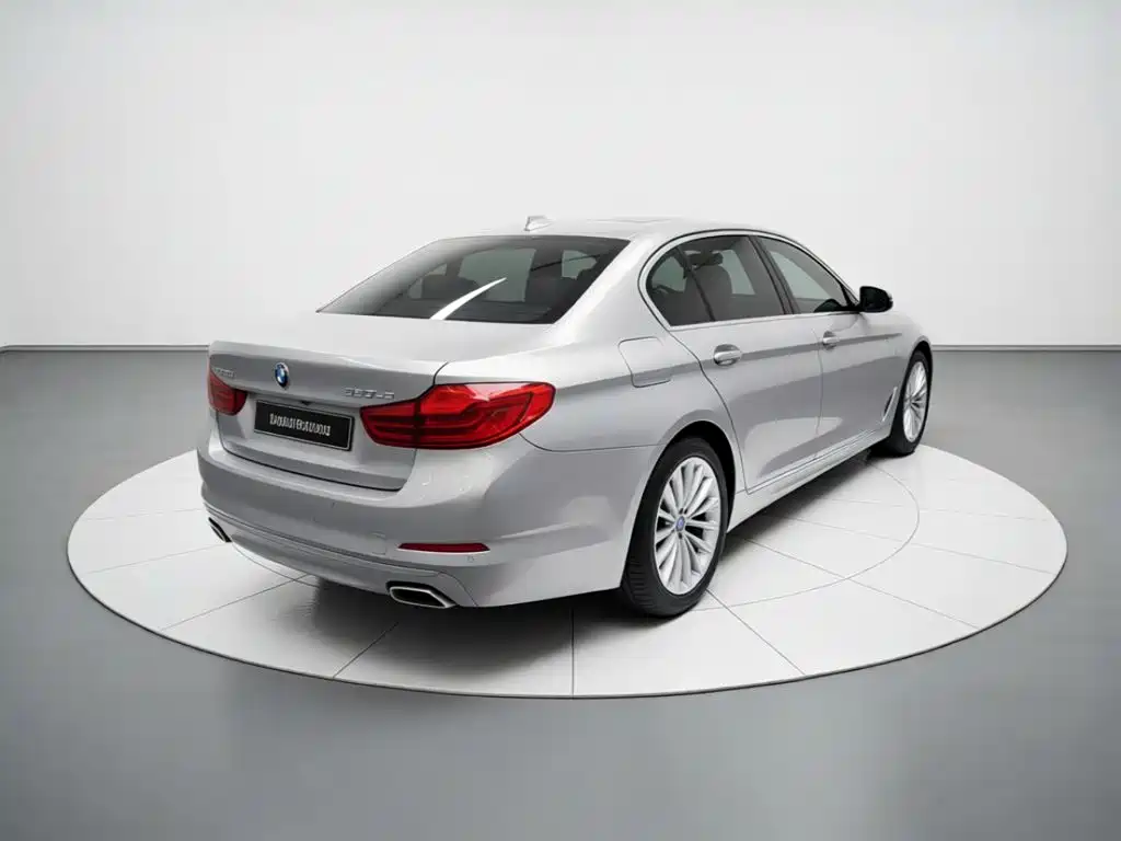 BMW 5 Series New Energy — миниатюра 6