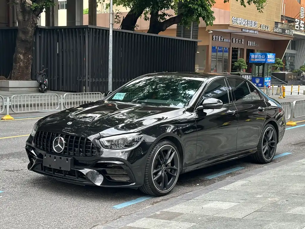 Mercedes-Benz E-Class AMG 2022