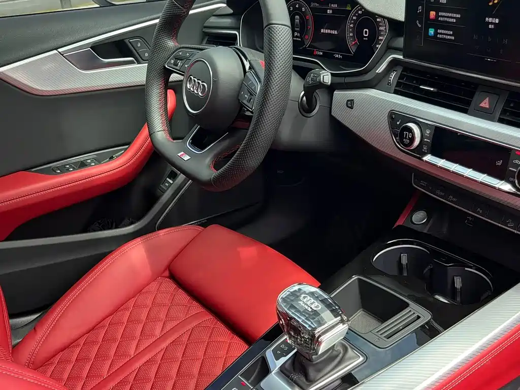 Audi A4L — миниатюра 5