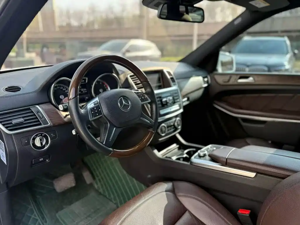 Mercedes-Benz GL 2013 GL 500 4MATIC