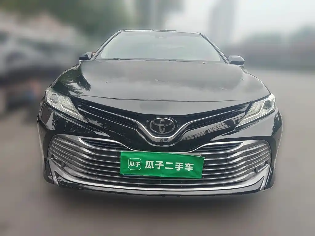 Toyota Camry — миниатюра 23
