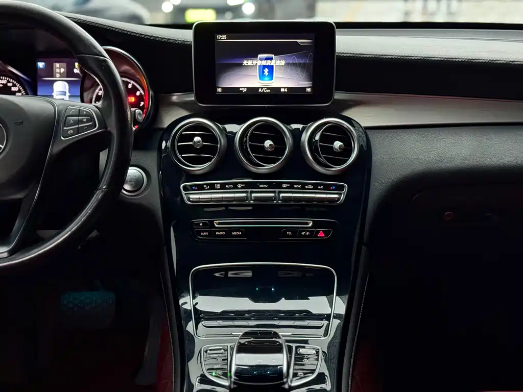 MERCEDES-BENZ GLC COUPE