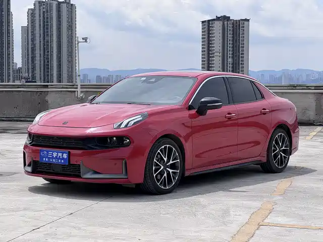 2020 Lynk & Co 03