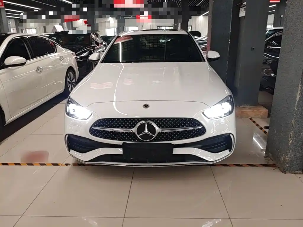 Mercedes-Benz C-Class 2023 — фото 2