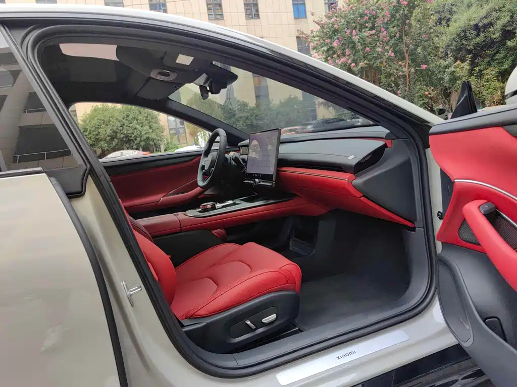 XIAOMI CAR XIAOMI SU7