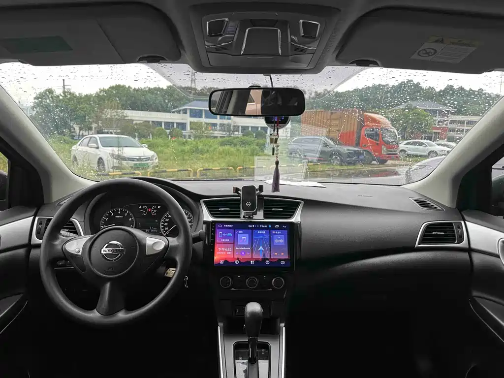 Nissan Sylphy — миниатюра 6