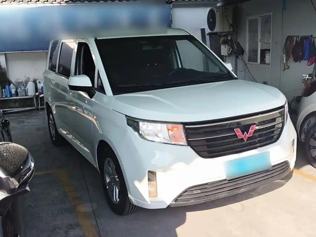 Wuling Hongguang PLUS — миниатюра 4
