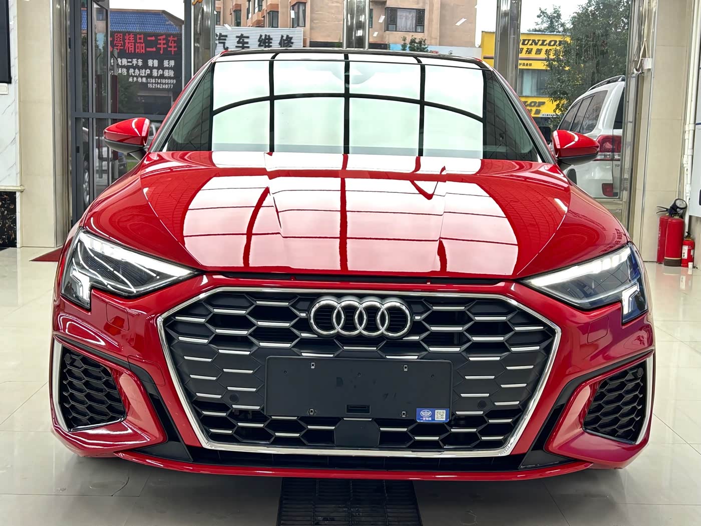Audi A3 1.4 л 2023 г. красный/фиолетовый, пробег 33000 км