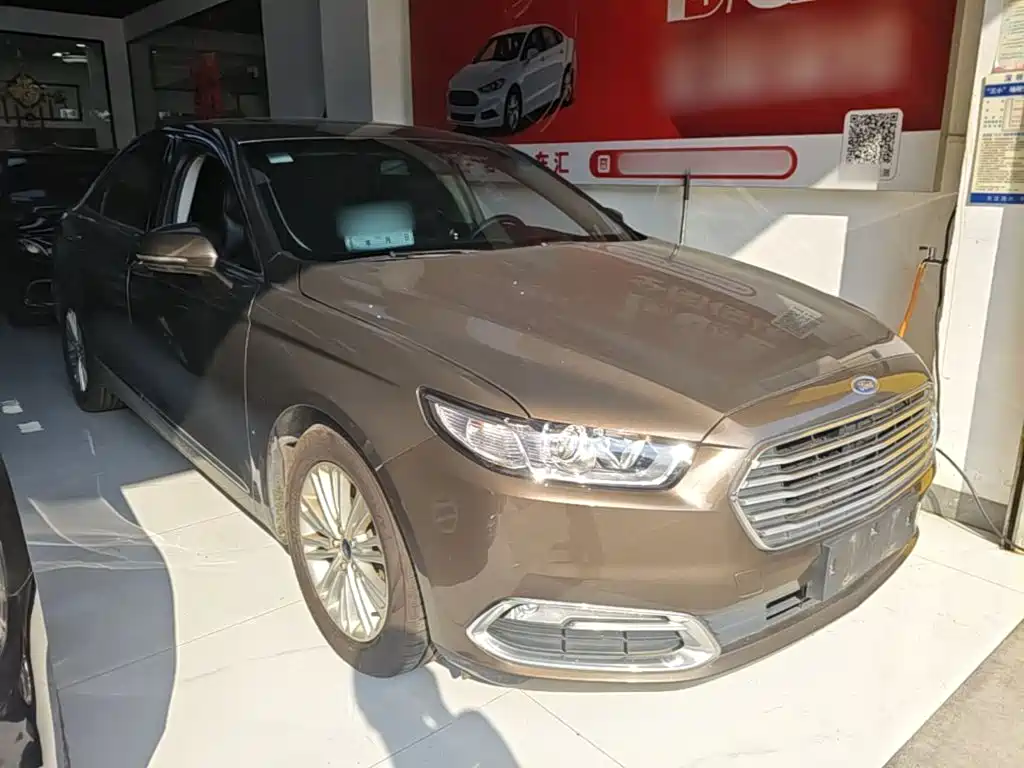 Ford Taurus — миниатюра 4