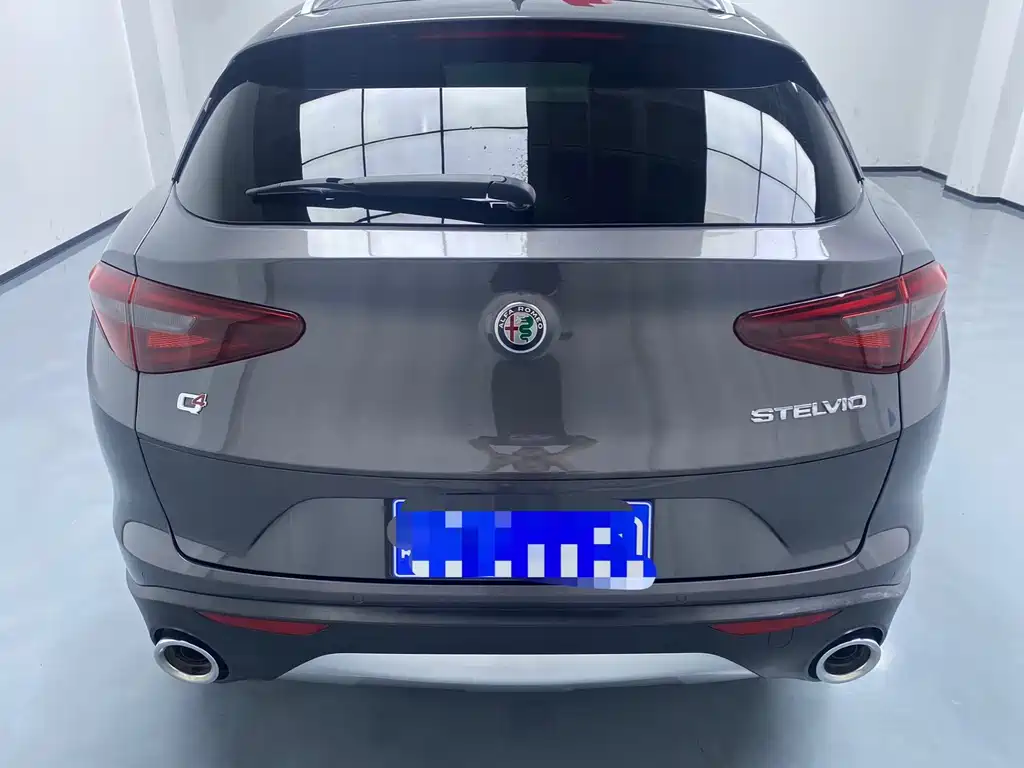 Alfa Romeo Stelvio 2021 2.0T 280HP Luxury