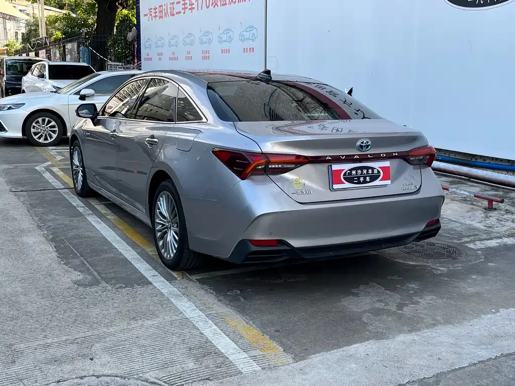 Toyota Avalon — миниатюра 6