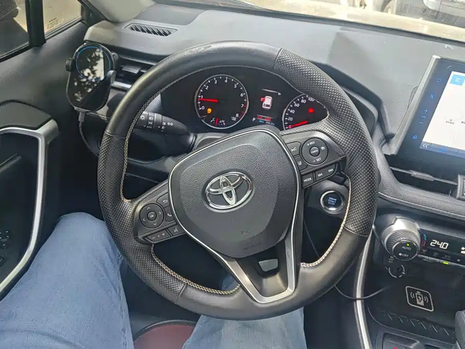 Toyota Wildlander — миниатюра 15