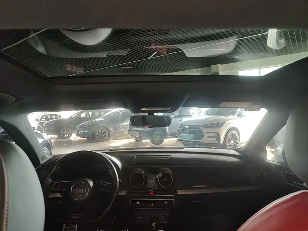 Audi S3 — миниатюра 18