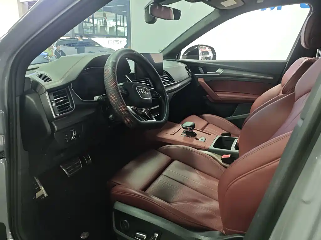 Audi Q5L — миниатюра 4