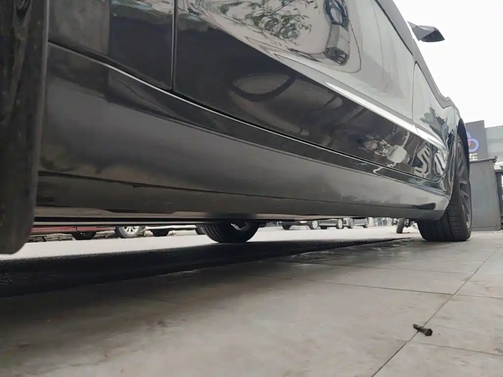 Tesla Model 3 — миниатюра 22