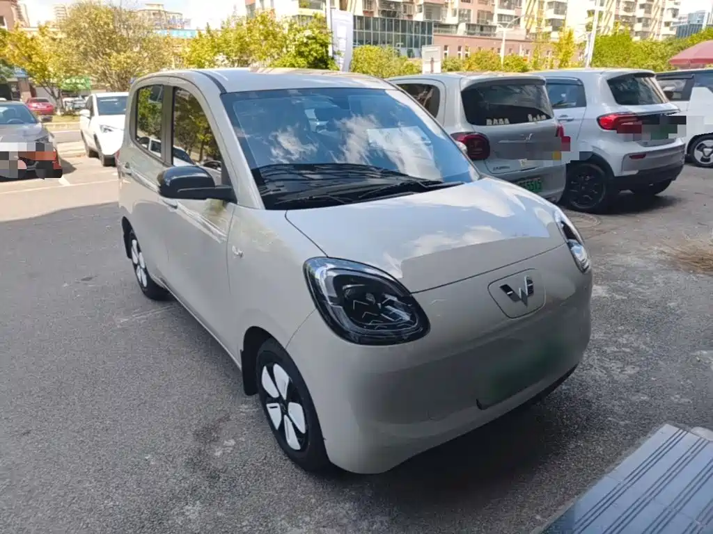 Wuling MINIEV — миниатюра 4