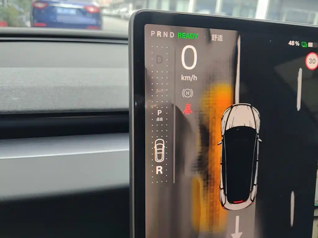 Tesla Model 3 — миниатюра 14