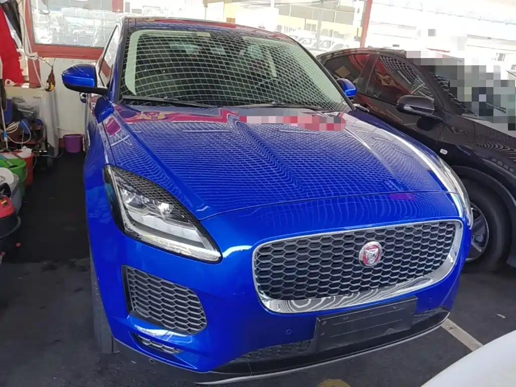 Jaguar E-PACE — миниатюра 3